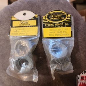 DYNAMIC MODELS INC. SLOT CAR RACING MEDIUM SPONGE RUBBER SLICK TIRES 698-M